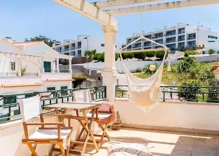 Serenity Tapada - Pool, Cinema & Gym Nazaré