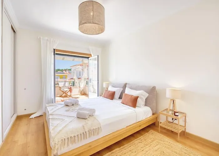 Villa Serenity Tapada - Pool, Cinema & Gym *