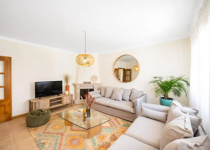 Serenity Tapada - Pool, Cinema & Gym Villa Nazaré