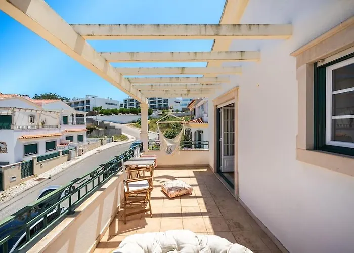 Villa Serenity Tapada - Pool, Cinema & Gym