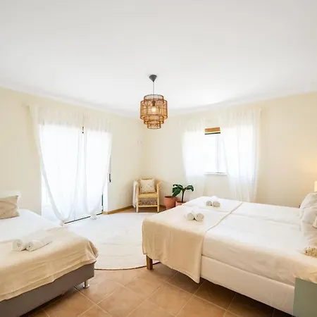 Serenity Tapada - Pool, Cinema & Gym Nazaré