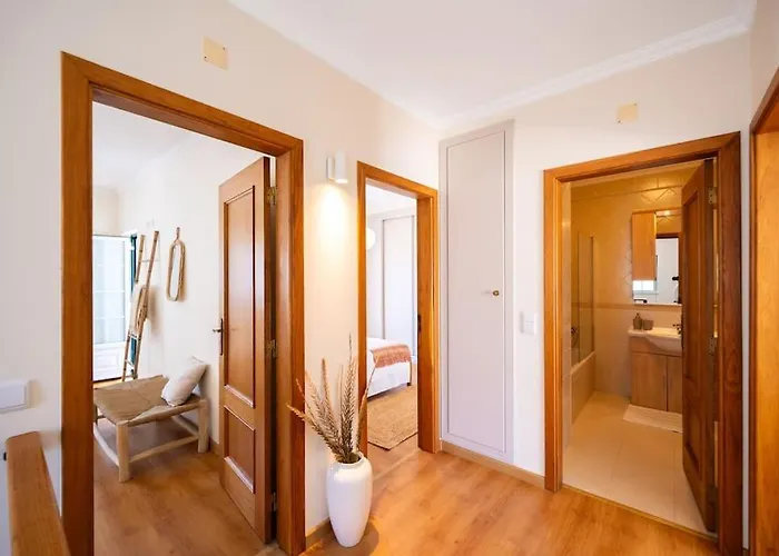 Villa Serenity Tapada - Pool, Cinema & Gym *